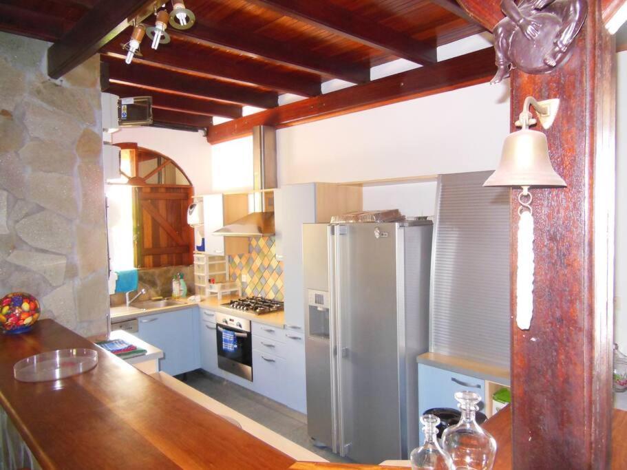 Maison Situee Dans Un Petit Village De Pecheur Le Carbet Extérieur photo